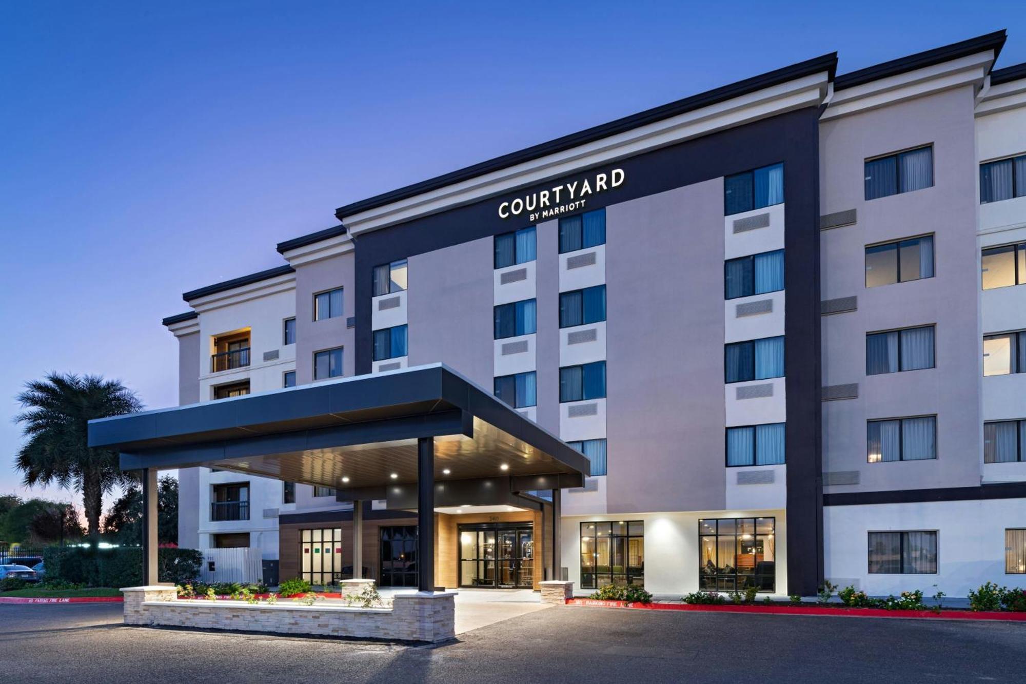 Courtyard Laredo Otel Dış mekan fotoğraf