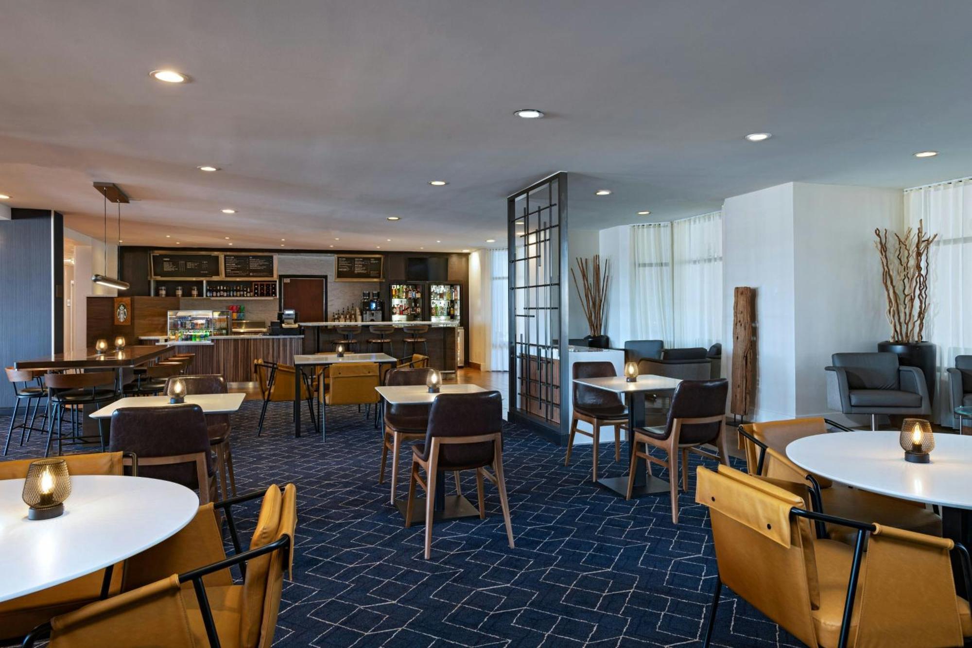 Courtyard Laredo Otel Dış mekan fotoğraf