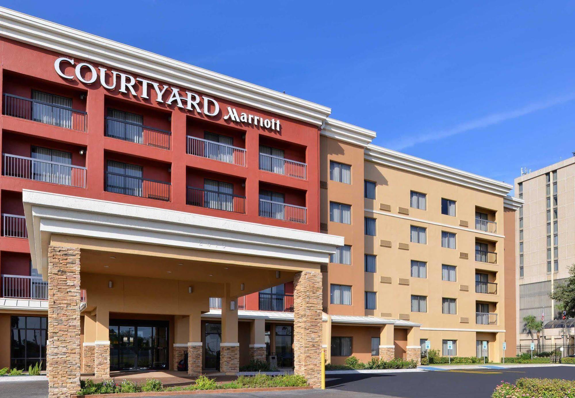 Courtyard Laredo Otel Dış mekan fotoğraf